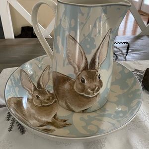 Retired Williams Sonoma Bunny Pitcher and Bowl set